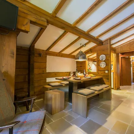 아파트 Les Chosalets Sleeps 3 Pool