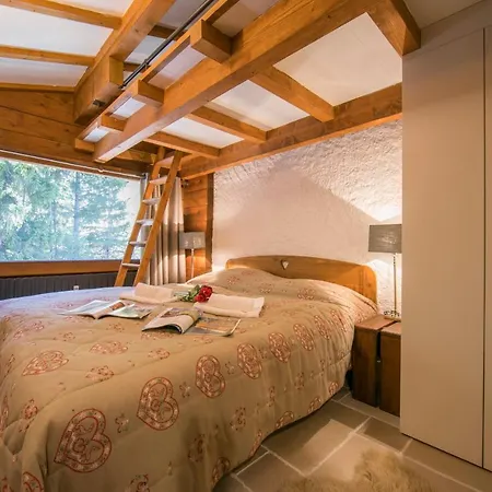Les Chosalets Sleeps 3 Pool 아파트 *